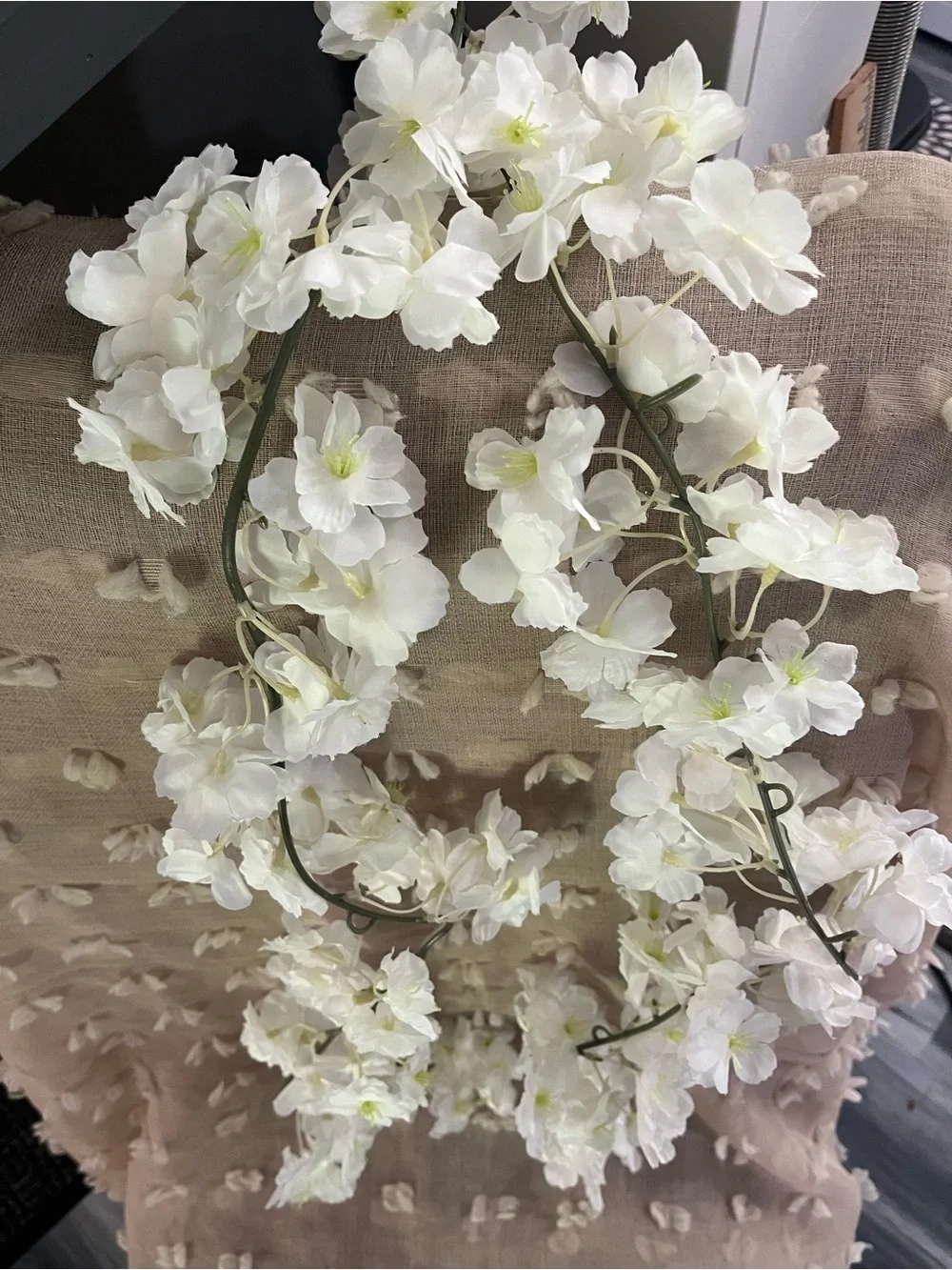 White Artificial Flower Garland Vine